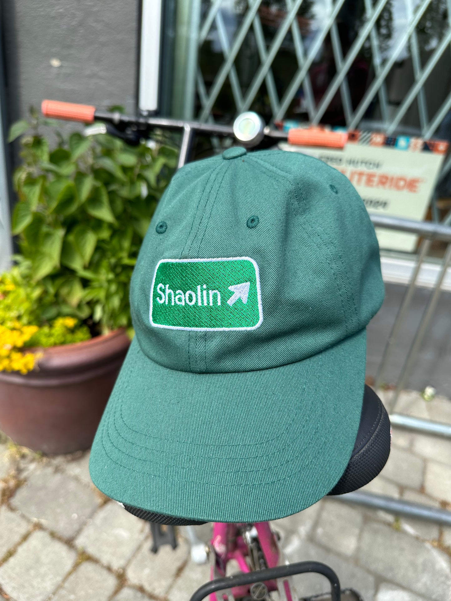 Shaolin road sign hat