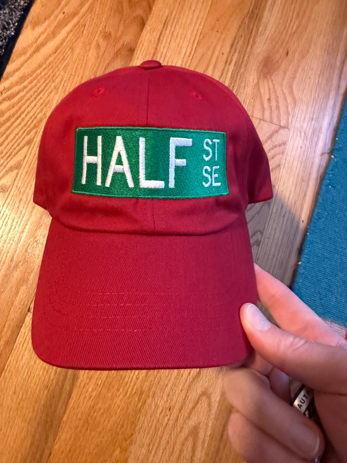 Half Street sign cap